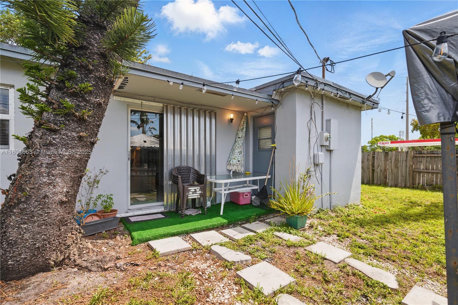 DRIFTWOOD PLAZA ADD - Residential