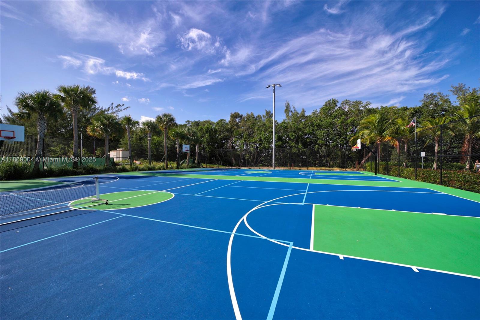 CASA PARADISO NORTH CO-OP - Residential