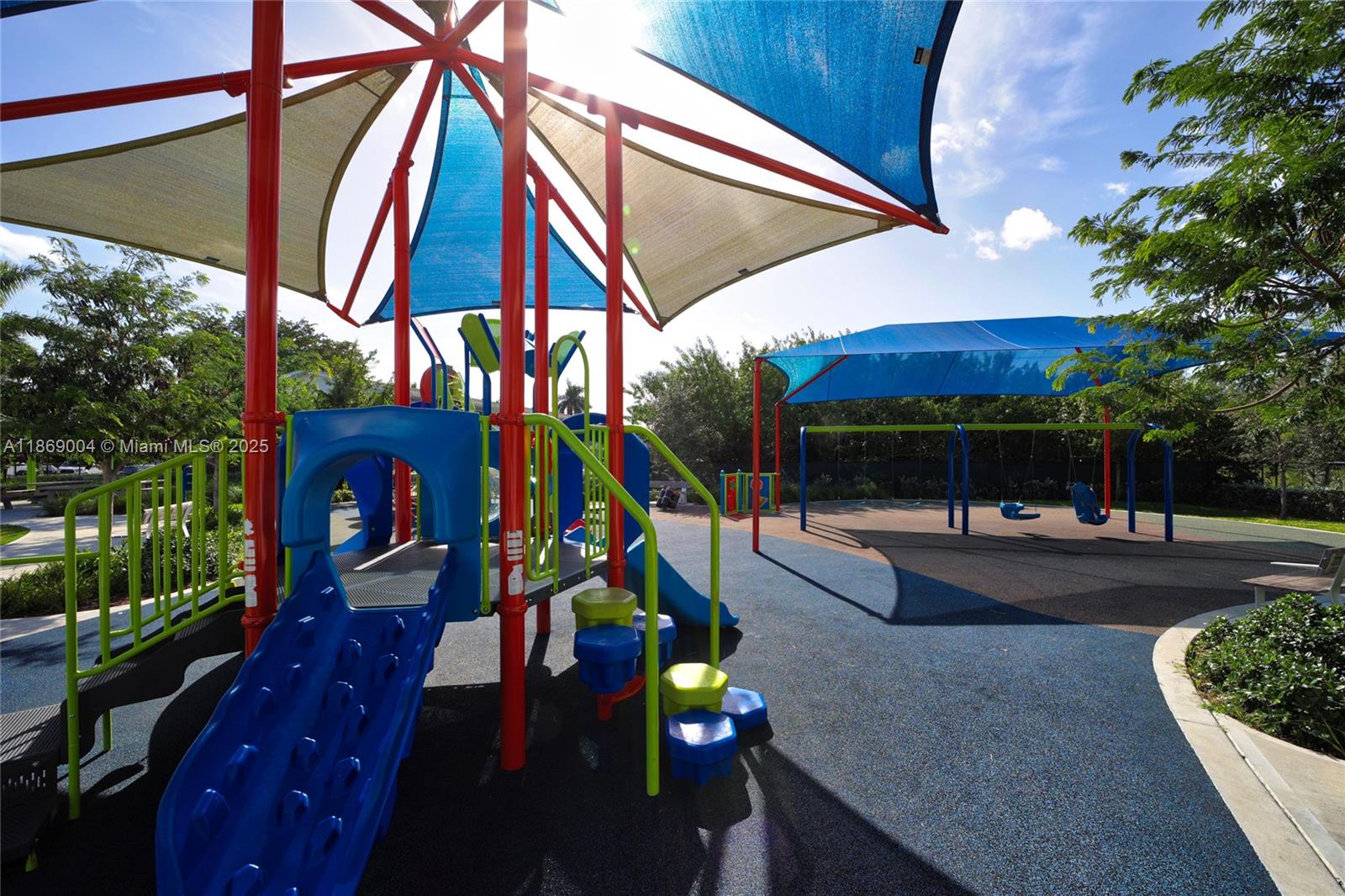 CASA PARADISO NORTH CO-OP - Residential