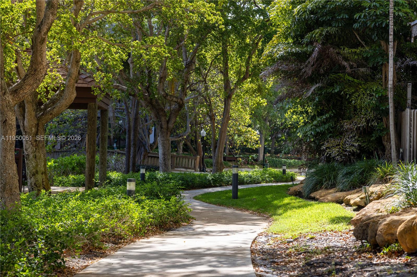 THE TOWERS OF QUAYSIDE CO - Residential