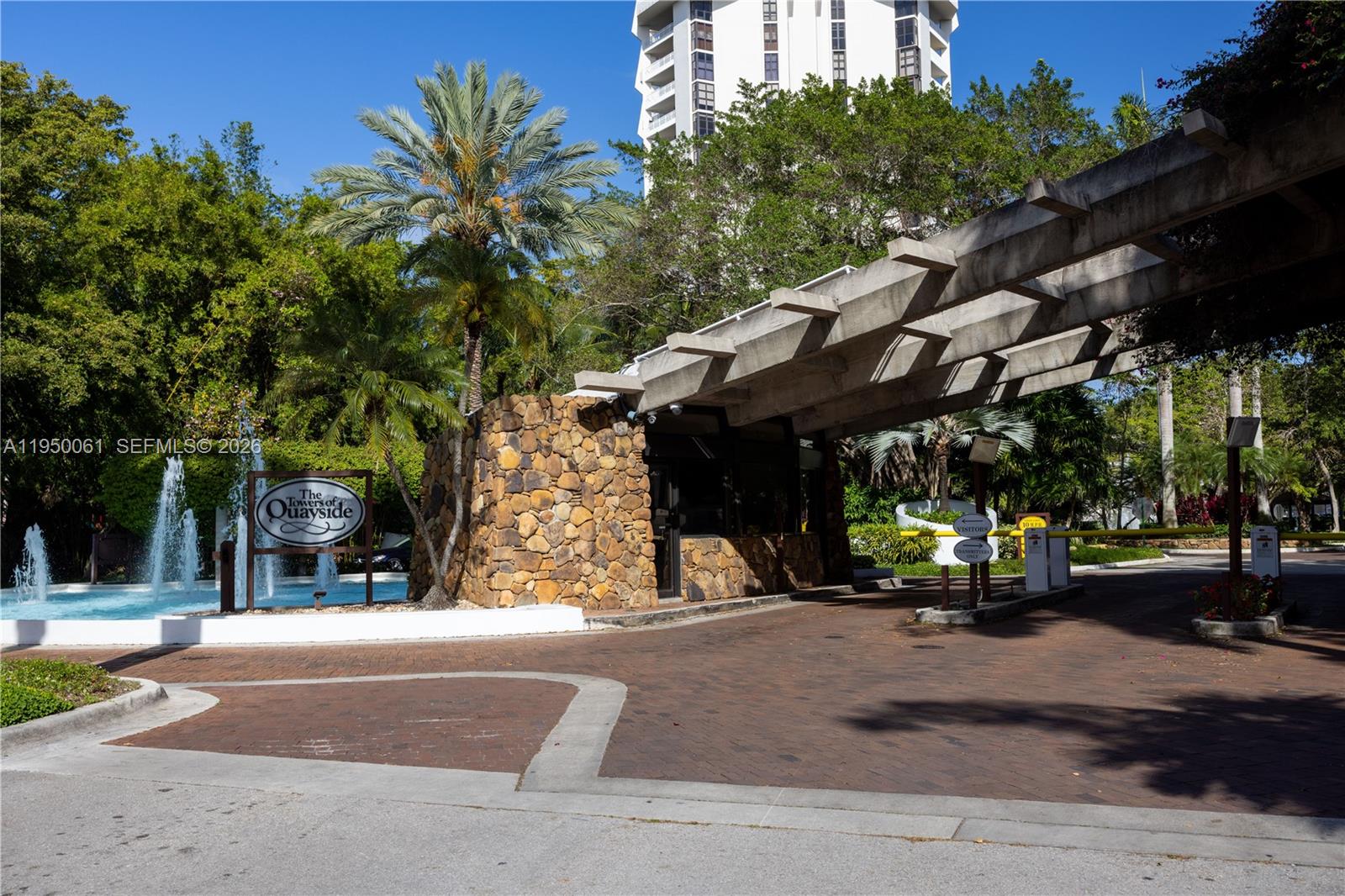 THE TOWERS OF QUAYSIDE CO - Residential