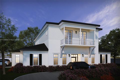 7605 SW 71st Ave Miami FL 33143