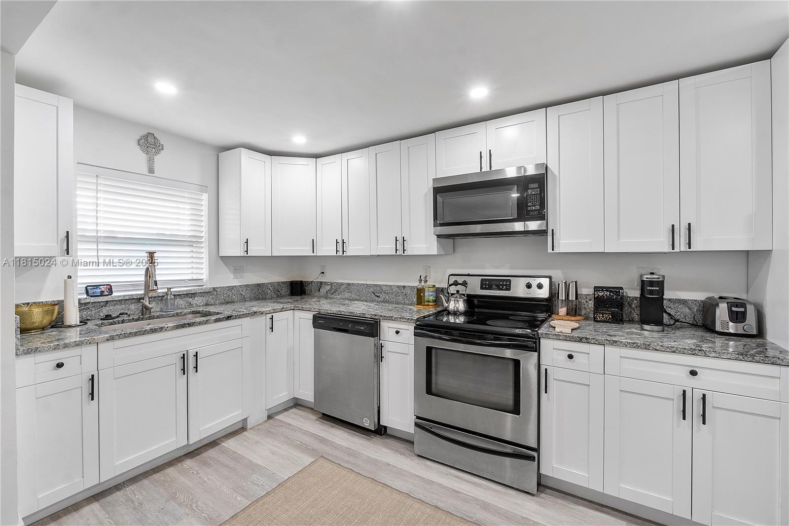 1101 NW 40th St