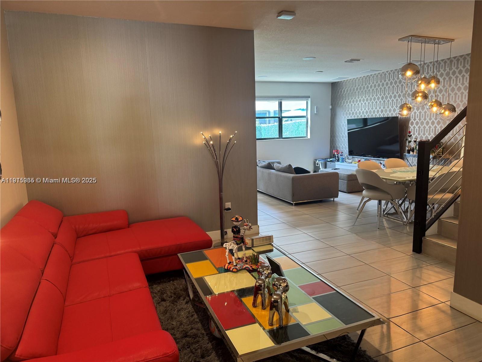 GRAND BAY SOUTH TOWNHOMES - Residential