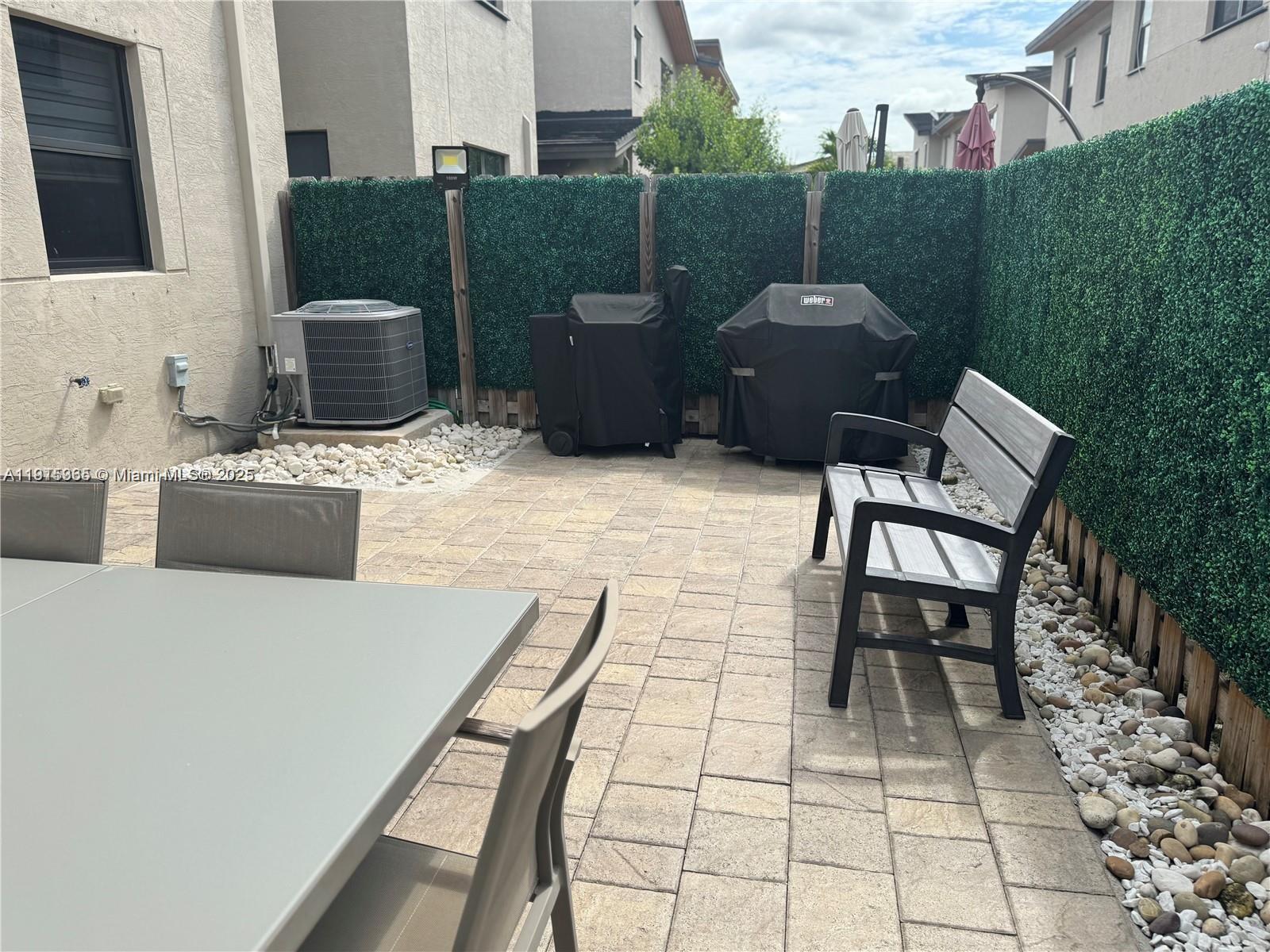 GRAND BAY SOUTH TOWNHOMES - Residential