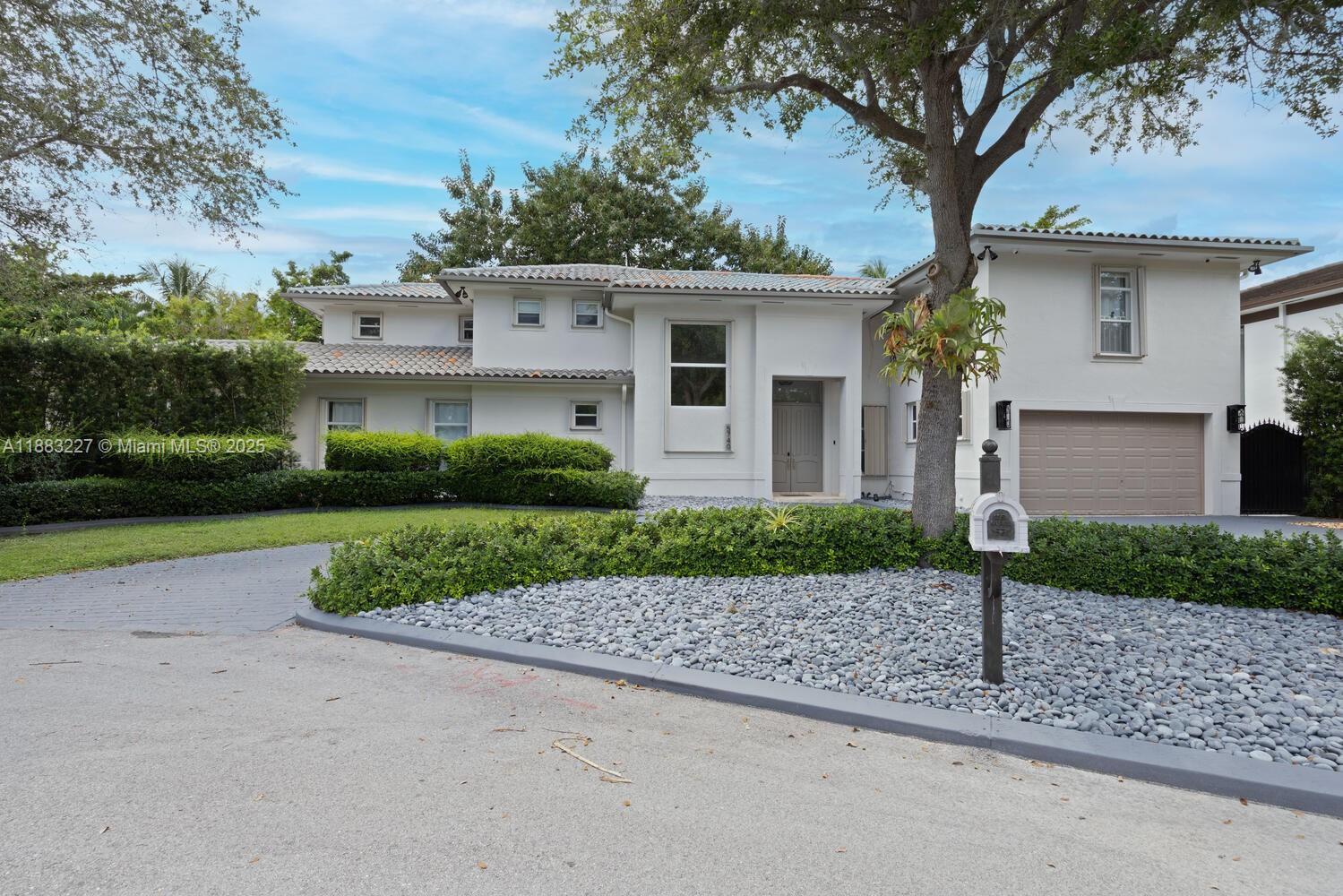 GABLES EDGE - Residential Lease