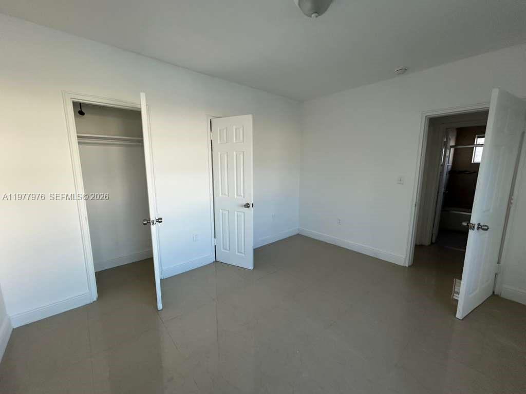 BISCAYNE BCH SUB - Residential Lease