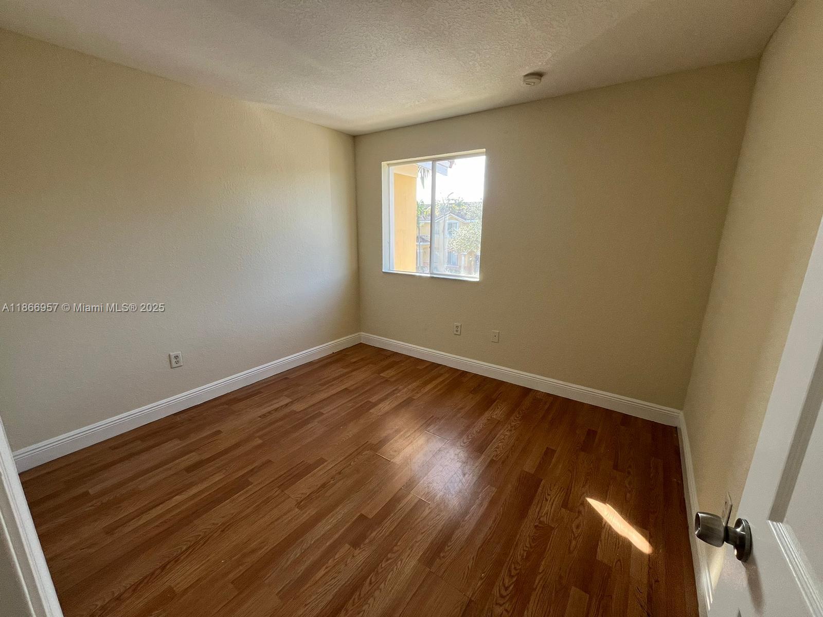 SHOMA TOWNHOMES AT KEYSCO - Residential