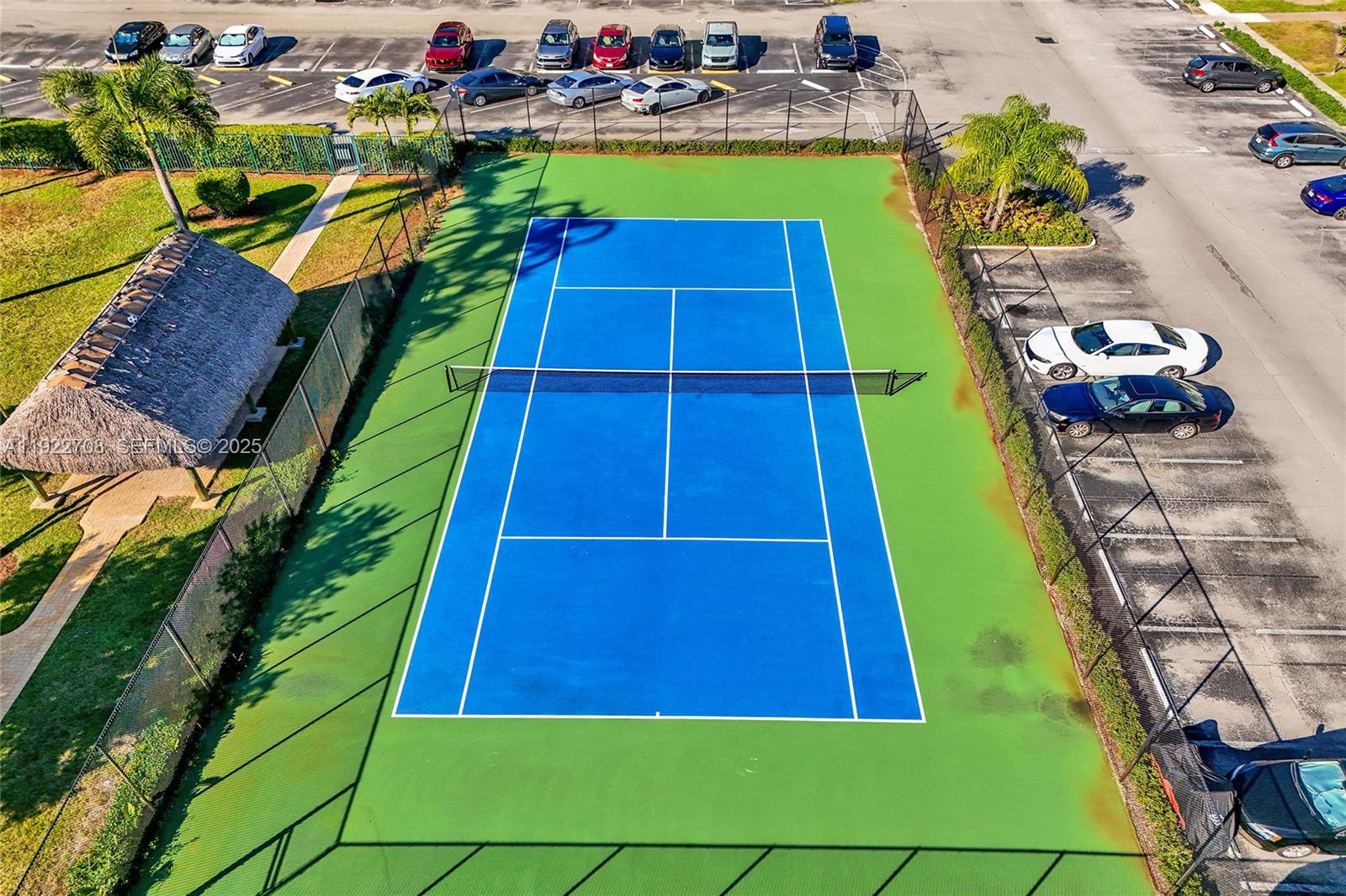 ARROWHEAD CONDO NO I - Residential