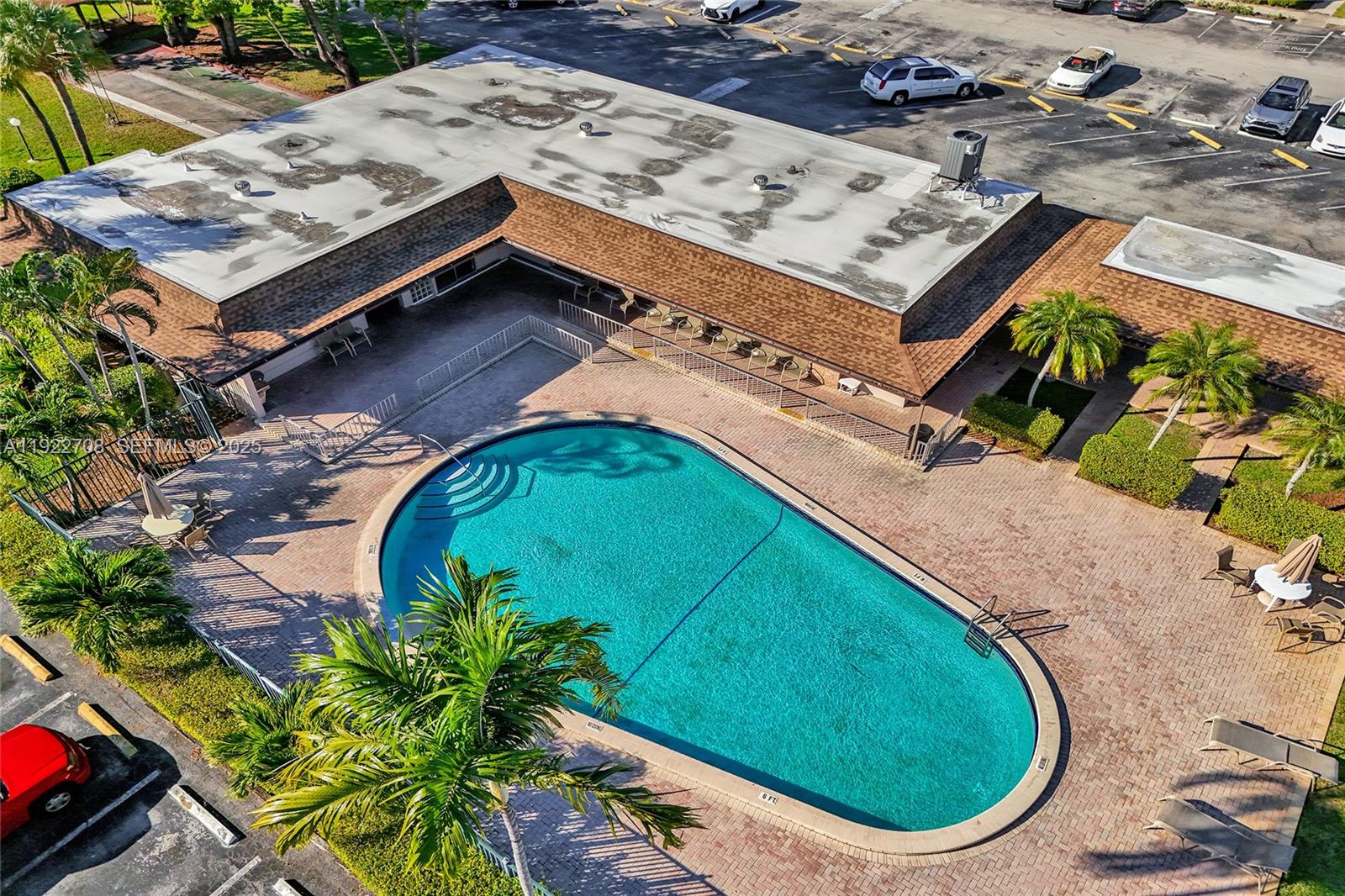 ARROWHEAD CONDO NO I - Residential