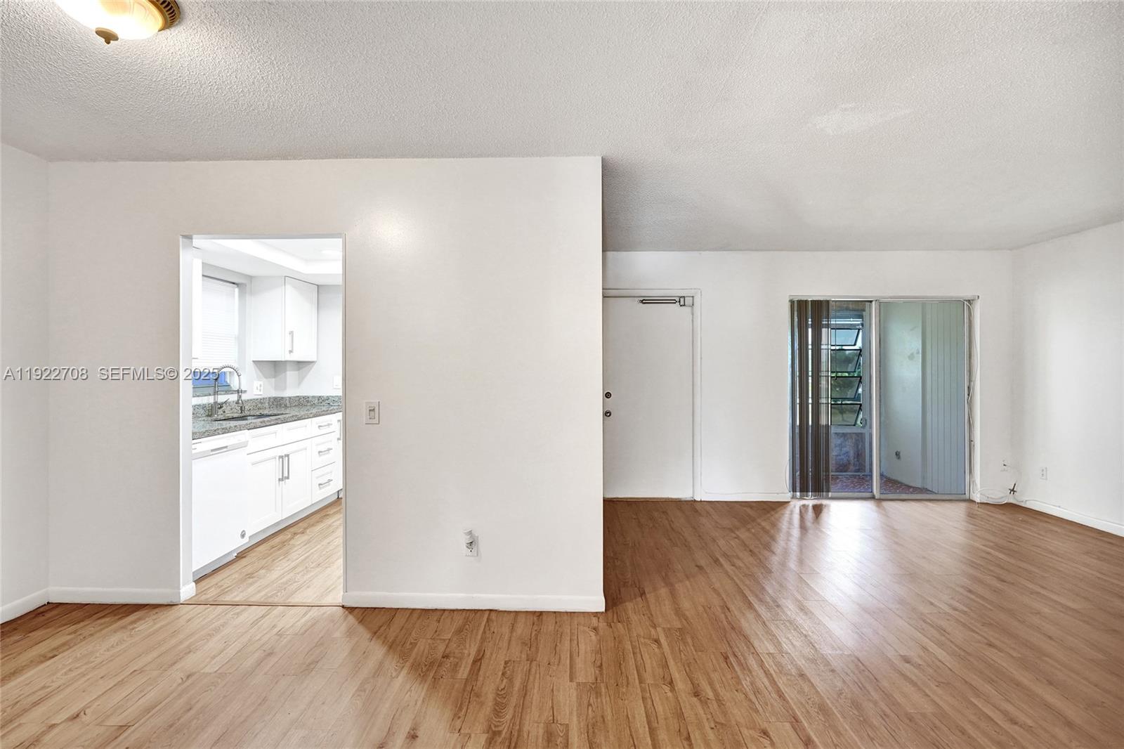 ARROWHEAD CONDO NO I - Residential