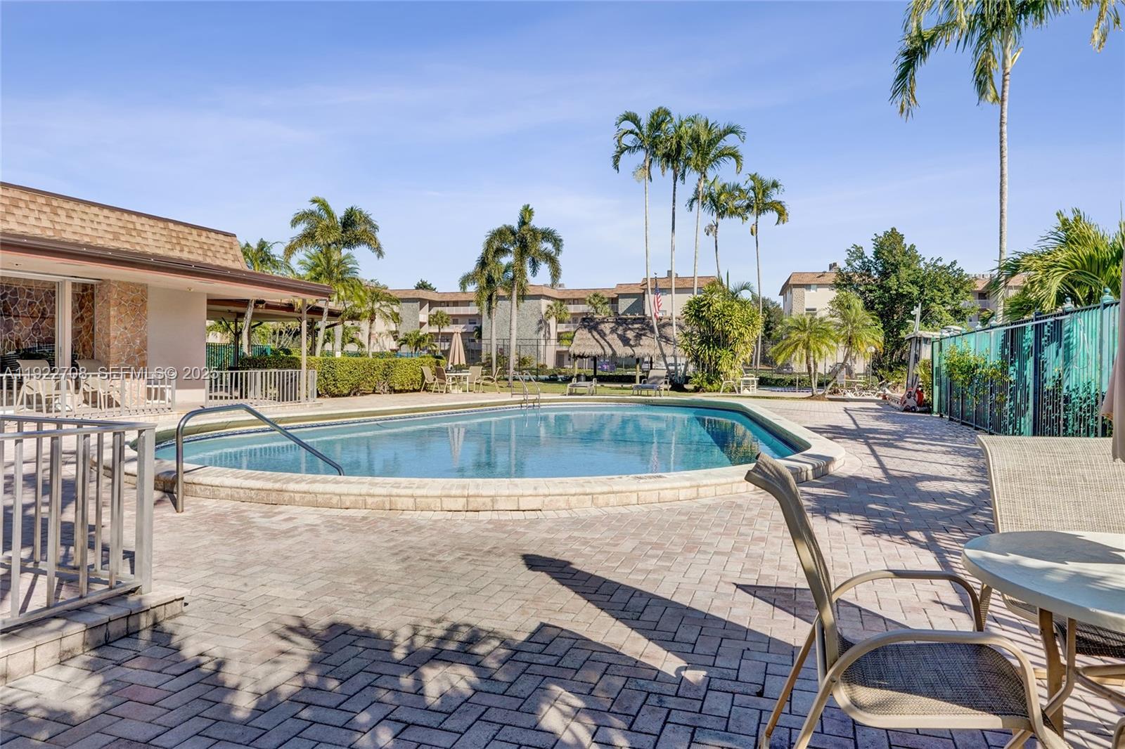 ARROWHEAD CONDO NO I - Residential