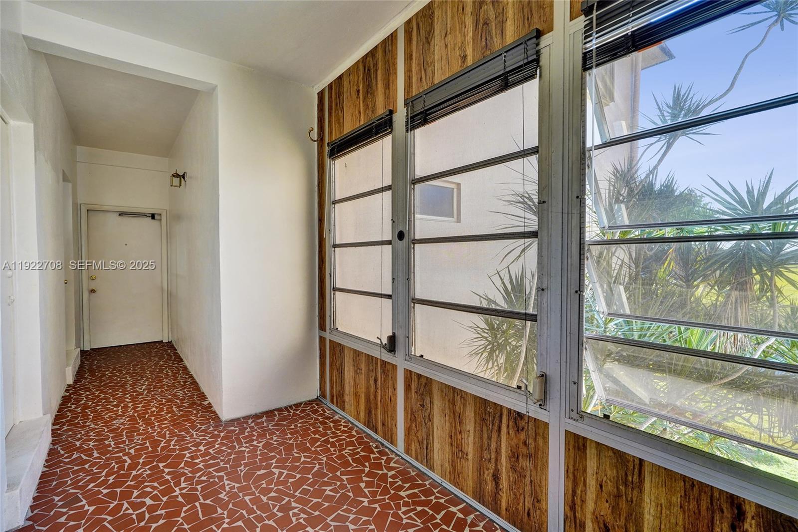 ARROWHEAD CONDO NO I - Residential