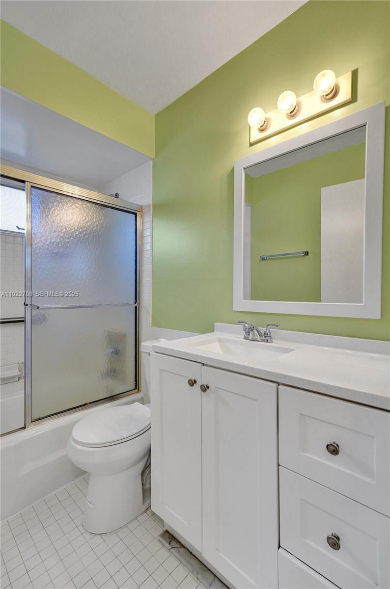 ARROWHEAD CONDO NO I - Residential