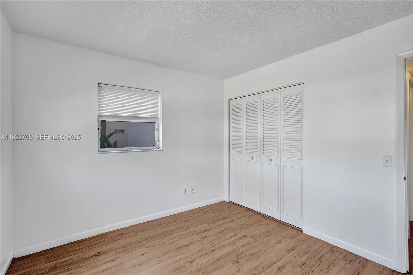 ARROWHEAD CONDO NO I - Residential