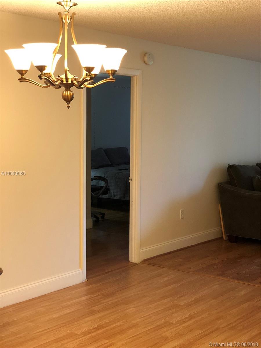 PARK PLACE #3 CONDO - Residential