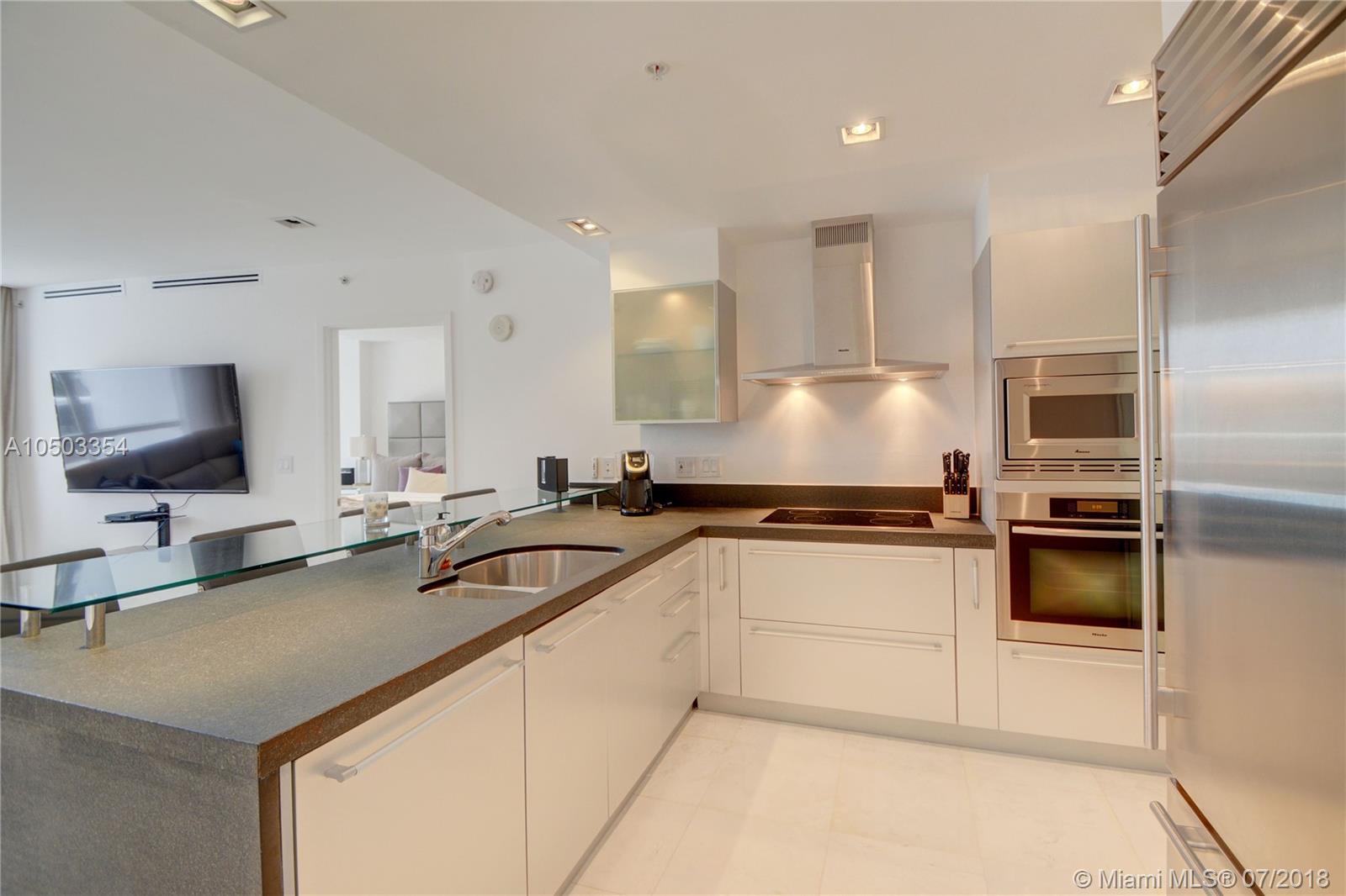 TRUMP ROYALE CONDO - Residential