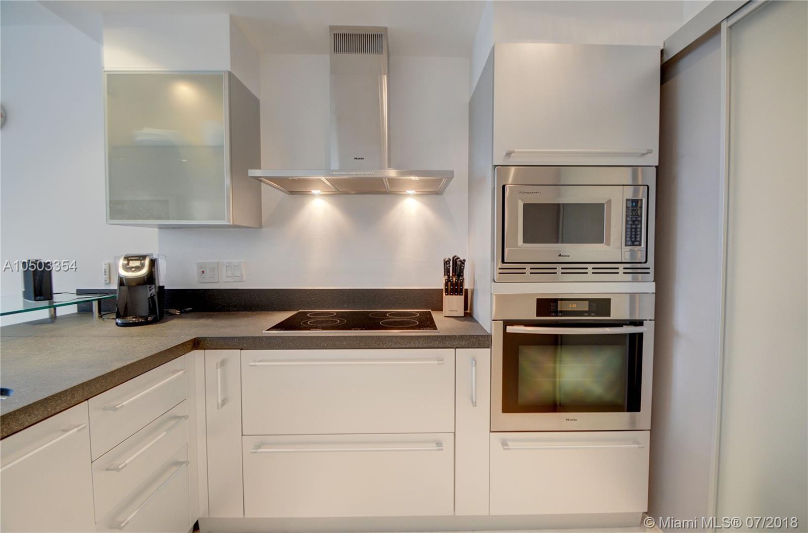 TRUMP ROYALE CONDO - Residential