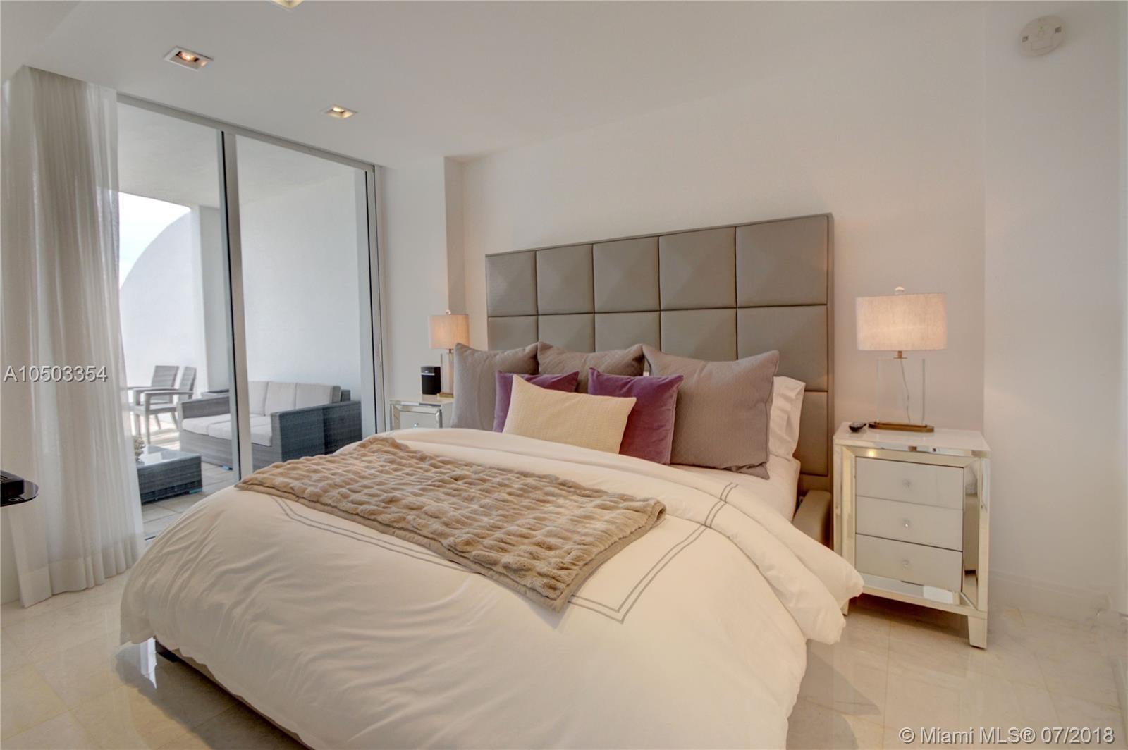 TRUMP ROYALE CONDO - Residential