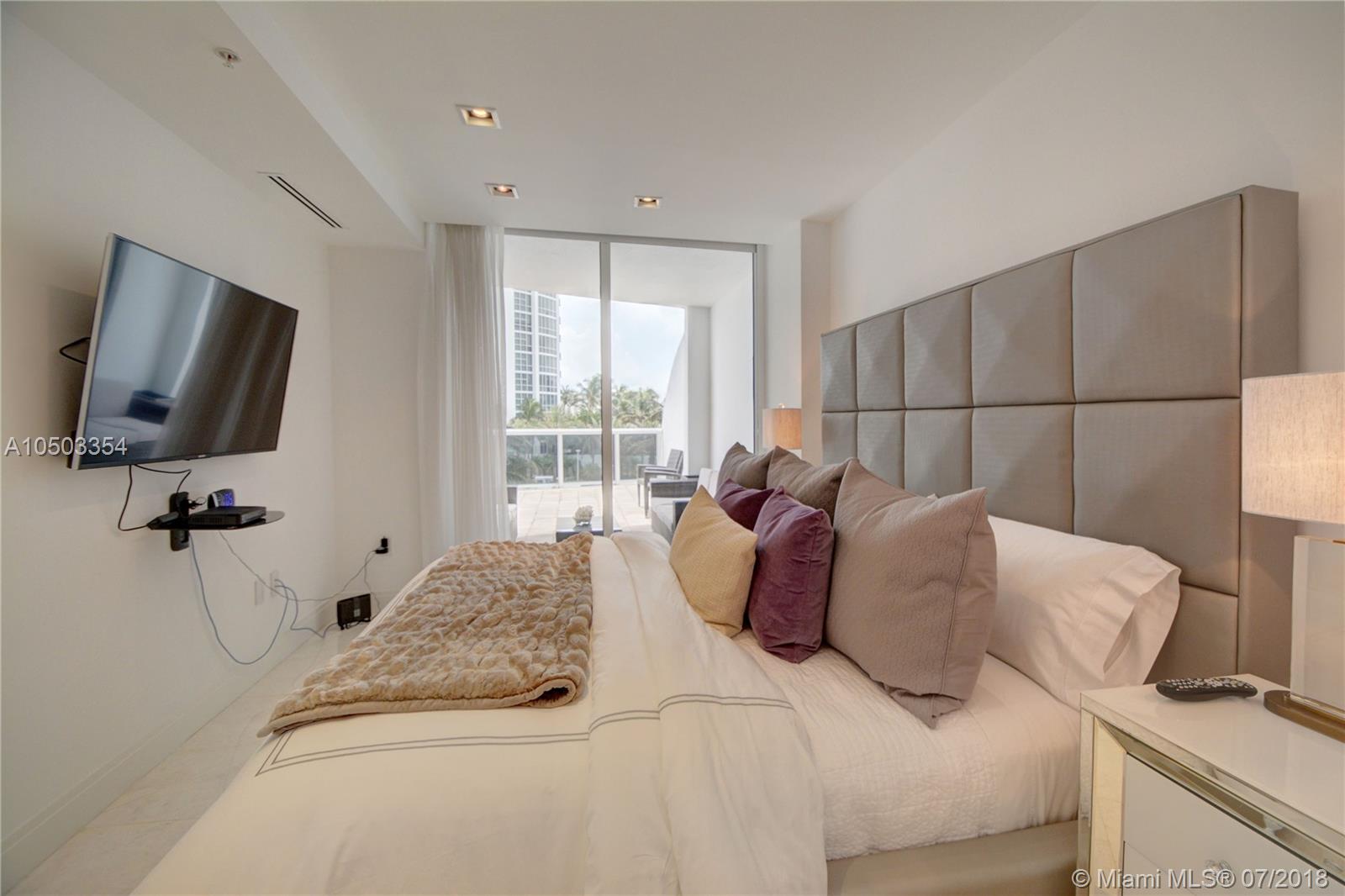 TRUMP ROYALE CONDO - Residential