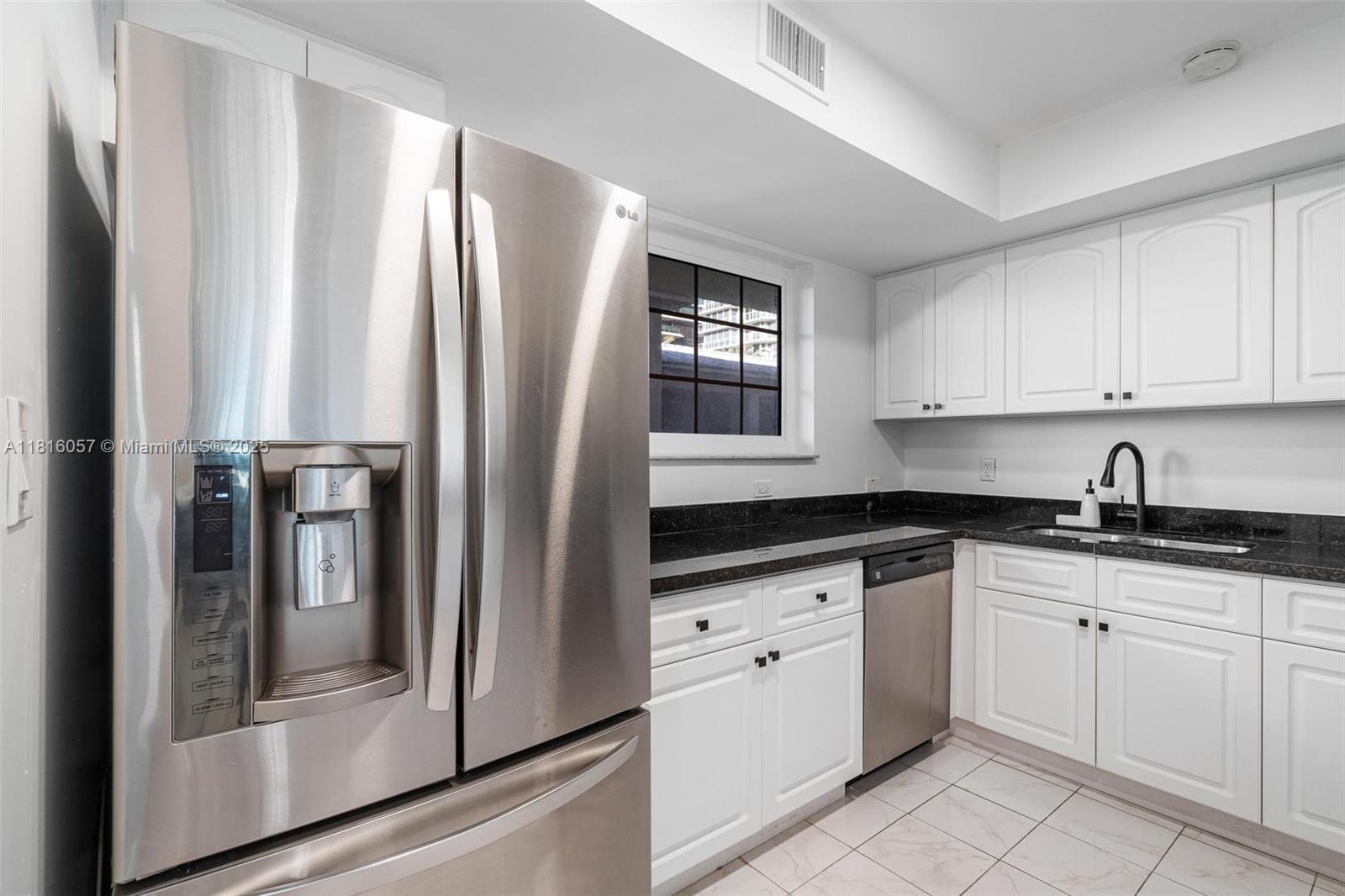 8900 Collins Ave 202