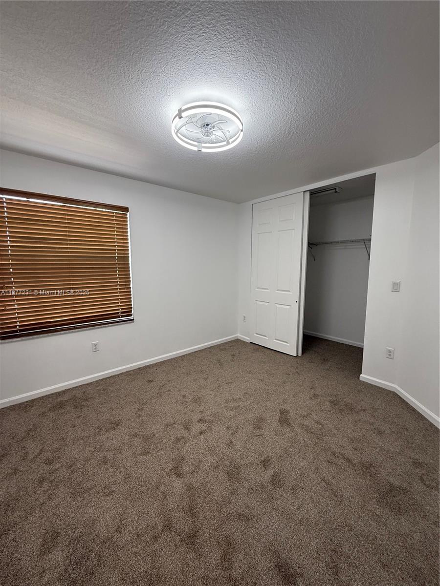 OLYMPIA 2 - Residential Lease