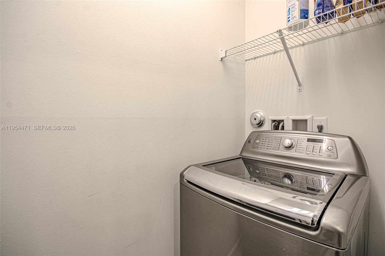 BLUE LAKE TOWNHOMES - Residential