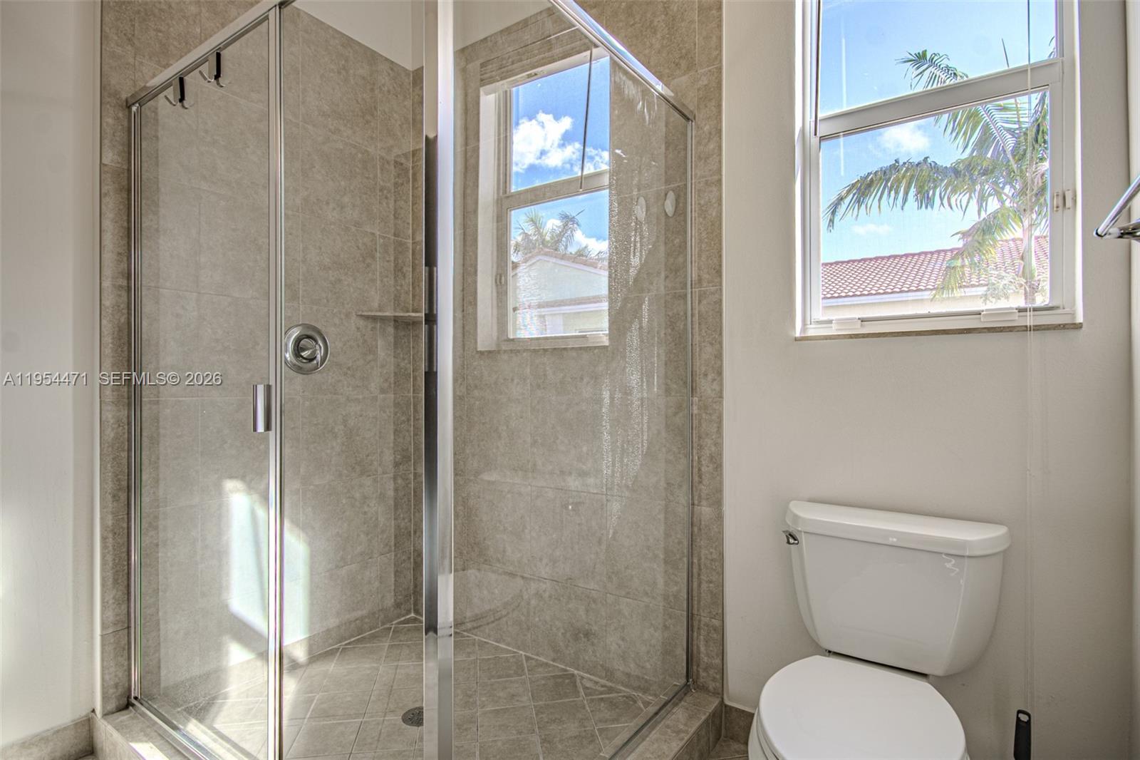 BLUE LAKE TOWNHOMES - Residential