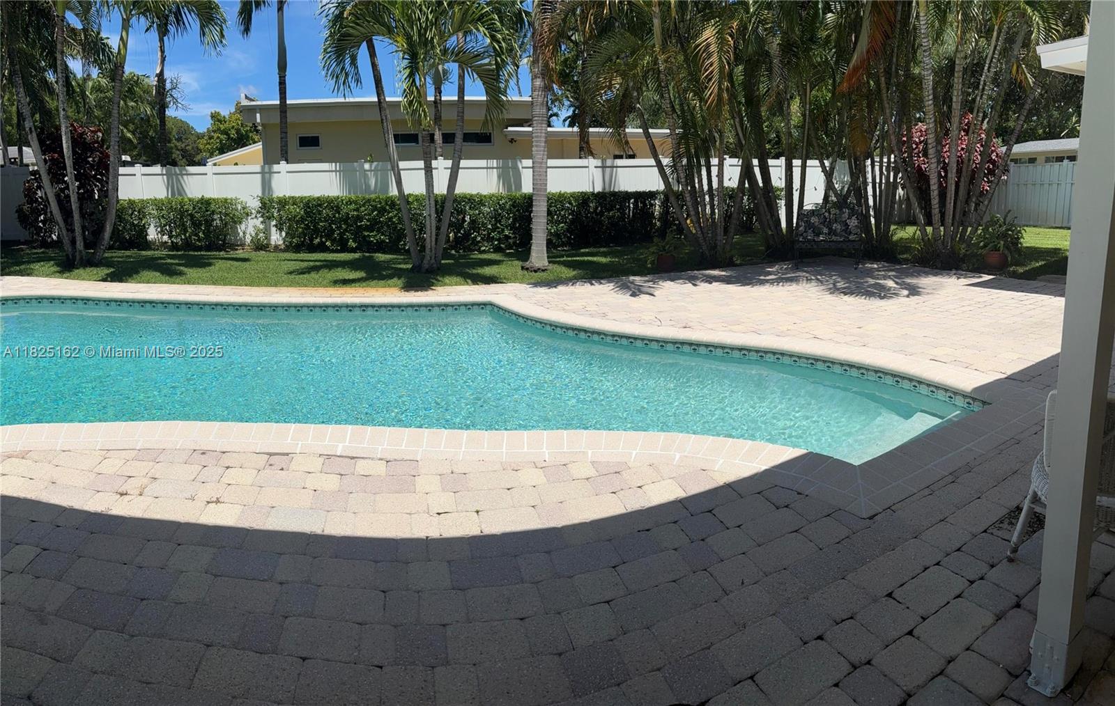 280 SW 63rd Ave