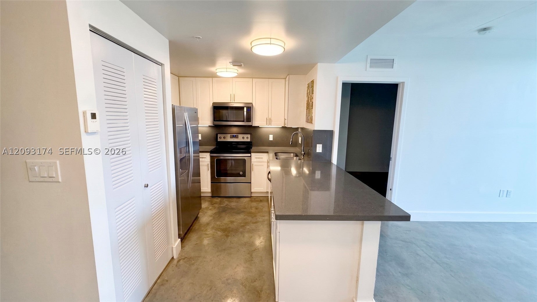 4332 W Flagler 301