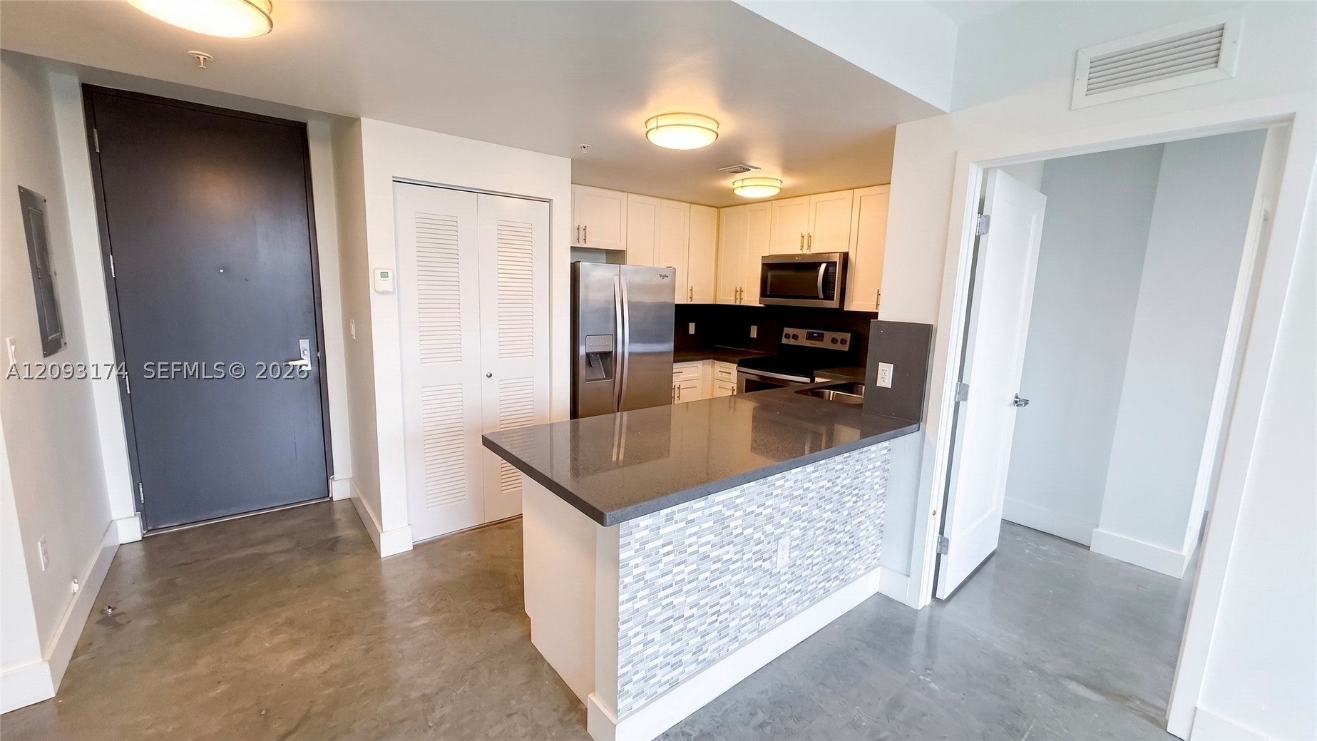 4332 W Flagler 301