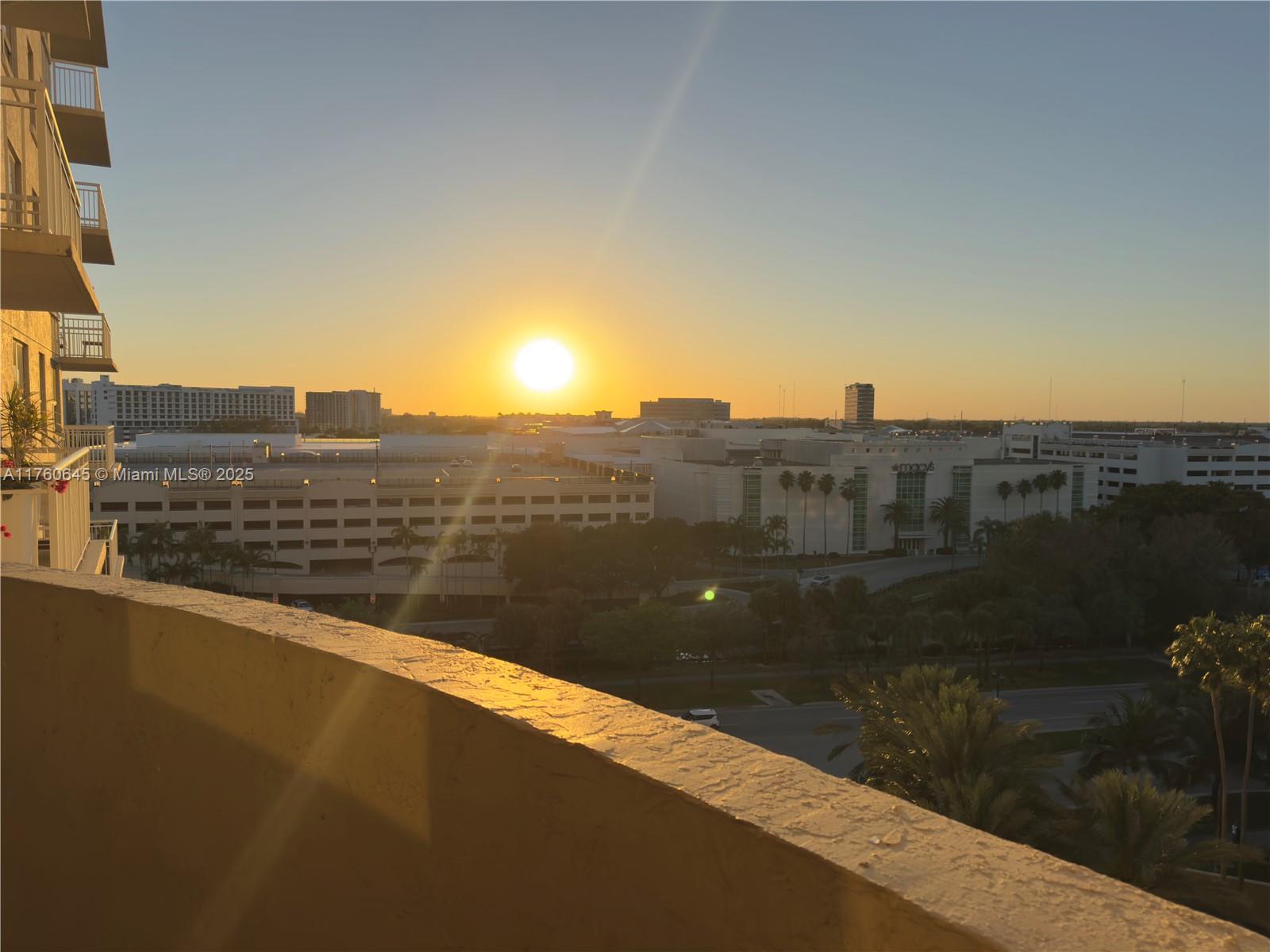 19501 W Country Club Dr 911, Aventura, Miami-Dade County, Florida - 1 Bedrooms  
1 Bathrooms - 