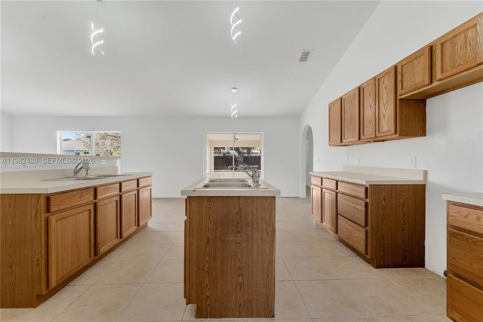 PORT ST LUCIE SECTION 33 - Residential