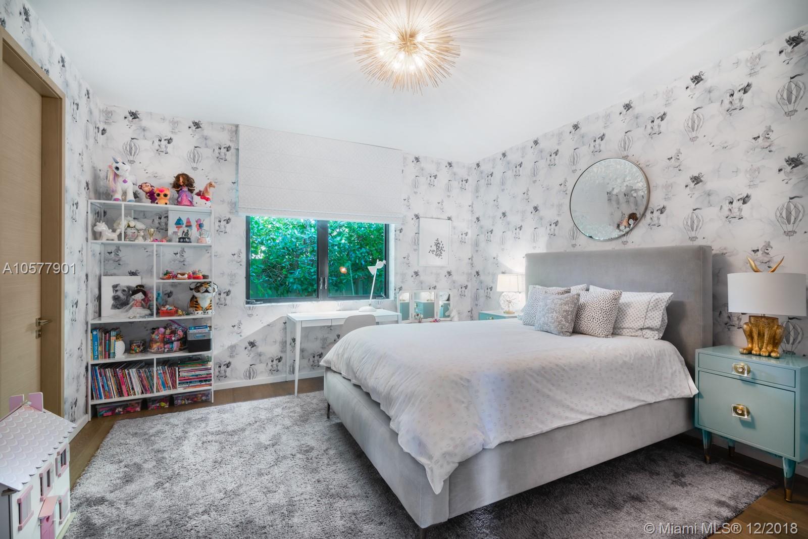 LAKEVIEW - Residential