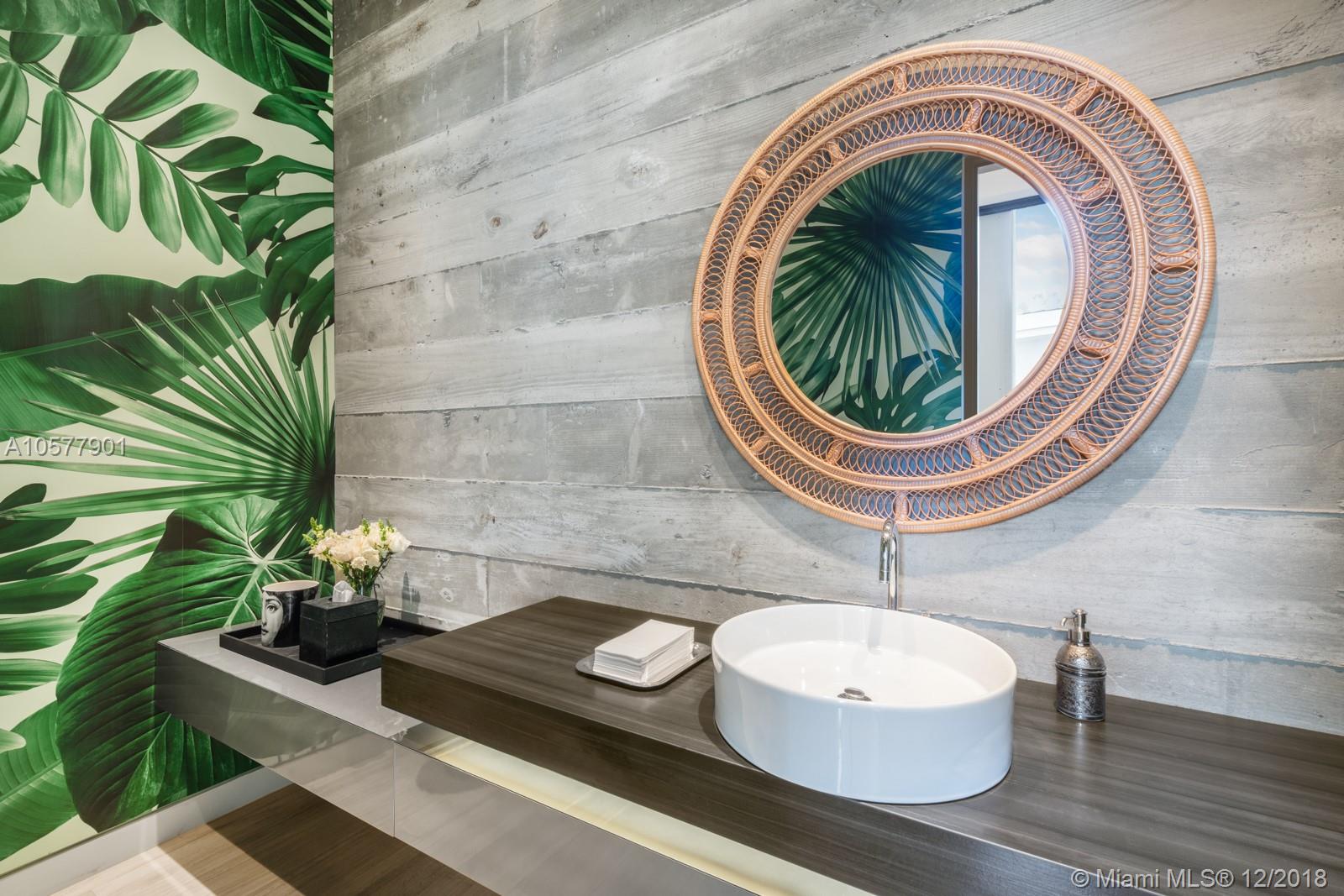 LAKEVIEW - Residential