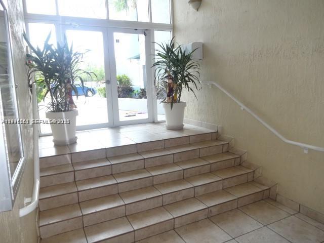 View photos, virtual tours, details... 7832 Collins Ave 403