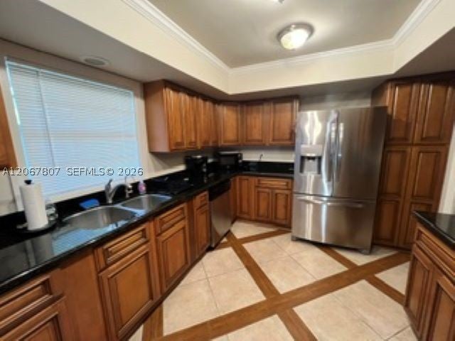 2472 NW Everglades Blvd