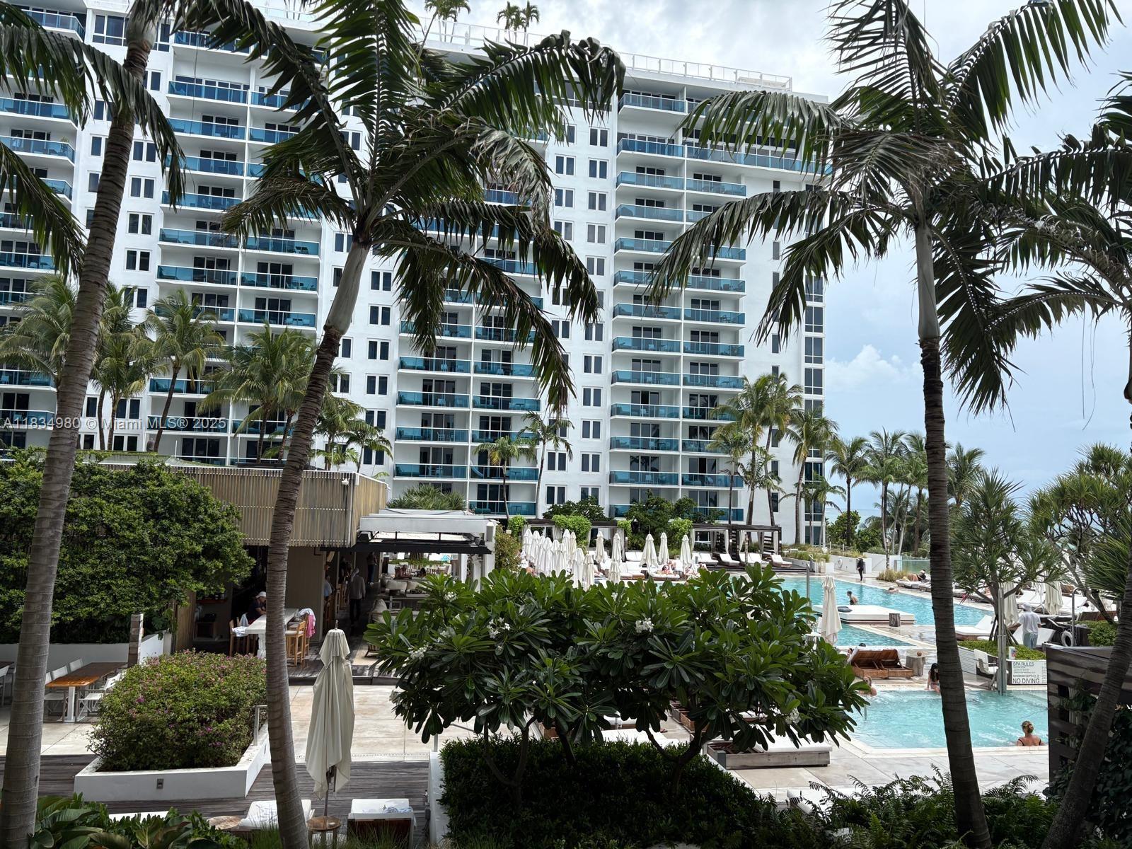 RONEY PALACE CONDO - Residential