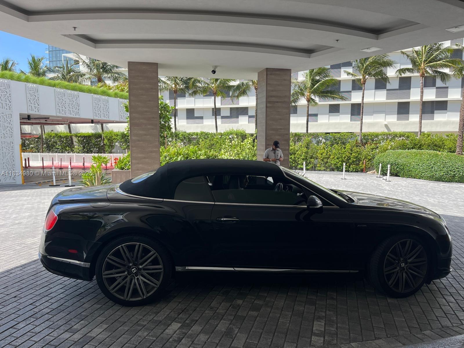 RONEY PALACE CONDO - Residential