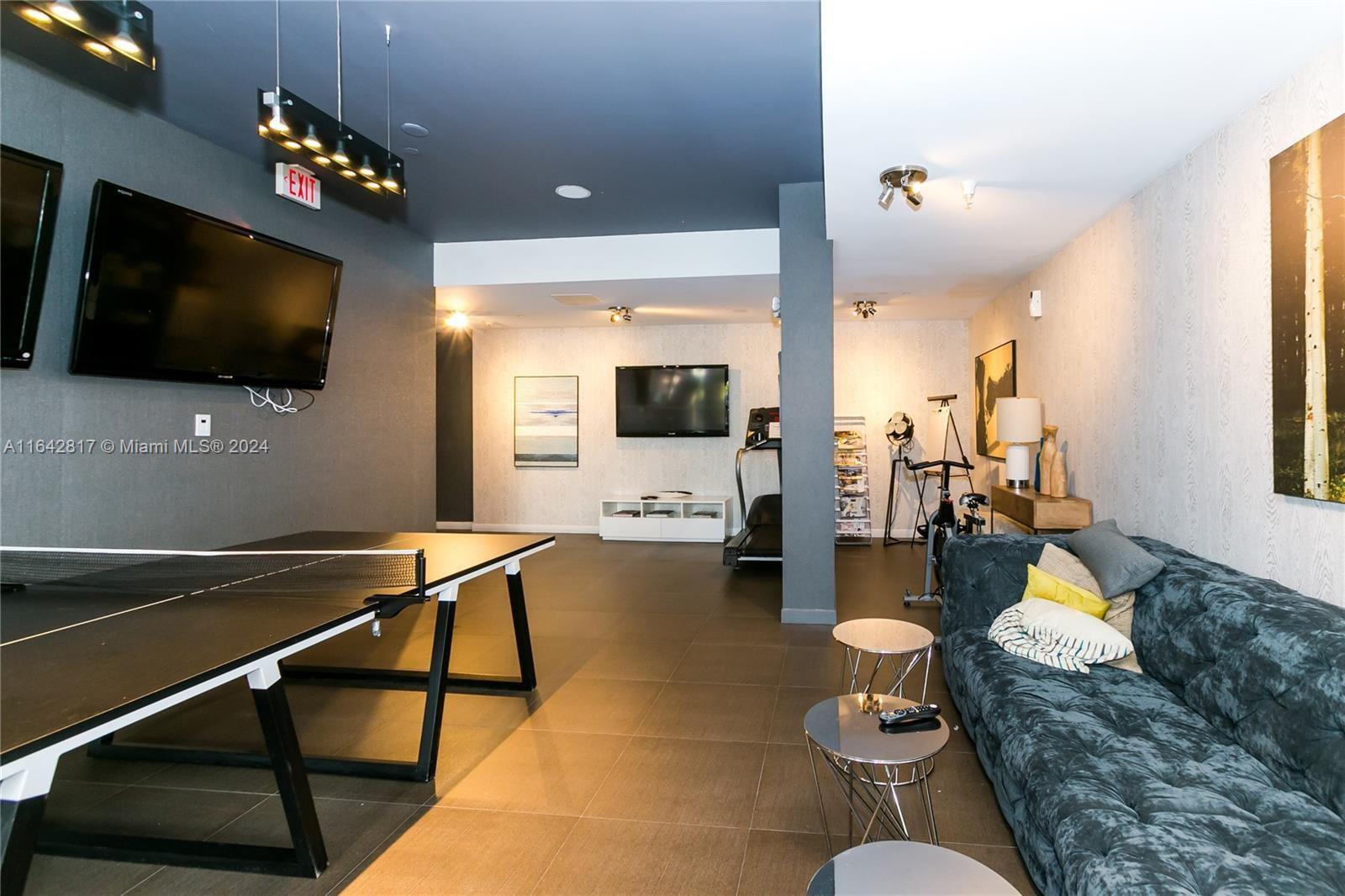 ARTECITY GOVERNOR CONDO - Residential Lease