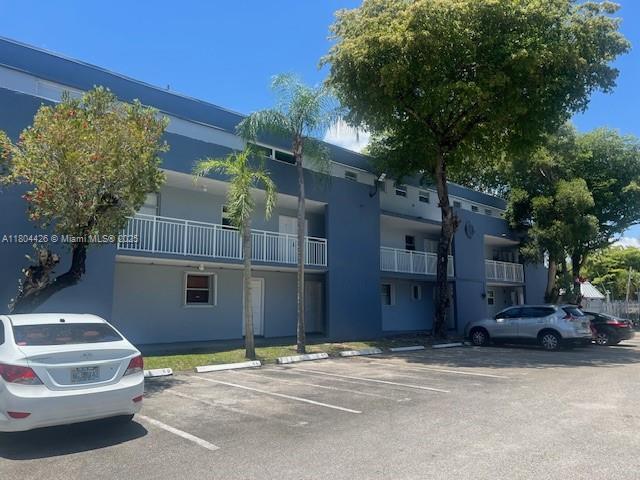 Property for Sale at 9351 Fontainebleau Blvd B122, Miami, Broward County, Florida - Bedrooms: 1 
Bathrooms: 2  - $269,900