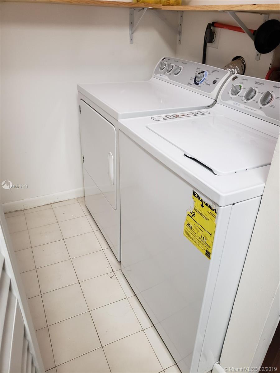 INTERNATIONAL PARK I COND - Residential Lease