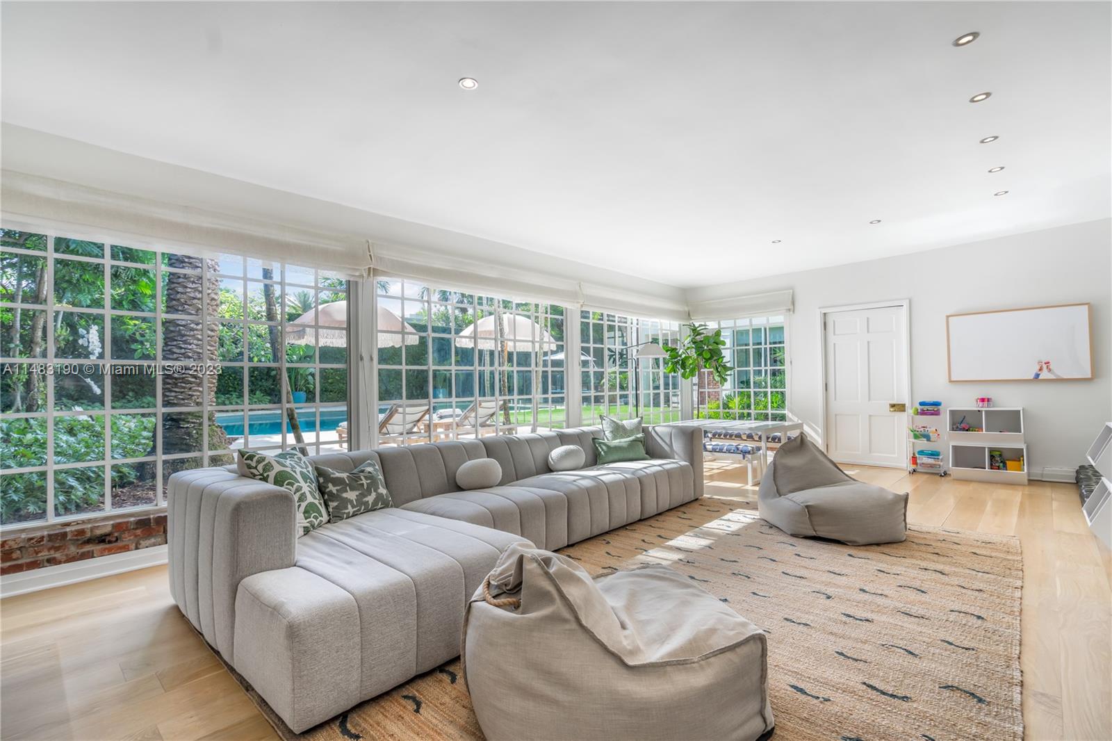 DI LIDO ISLAND - Residential