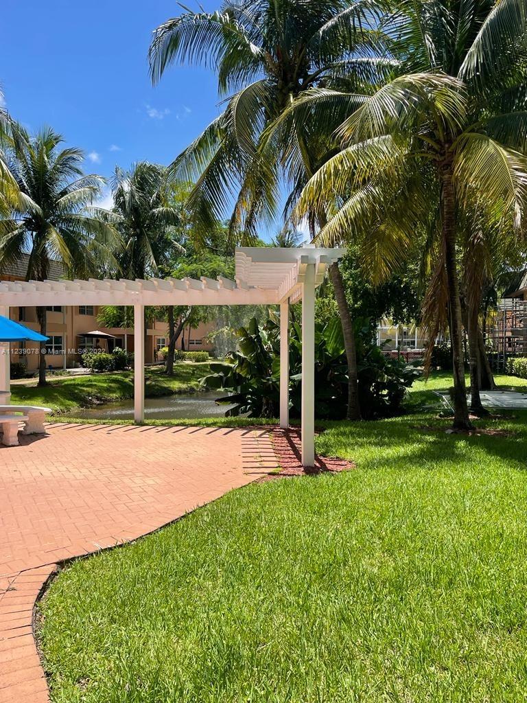 COCO CAY CONDO - Residential