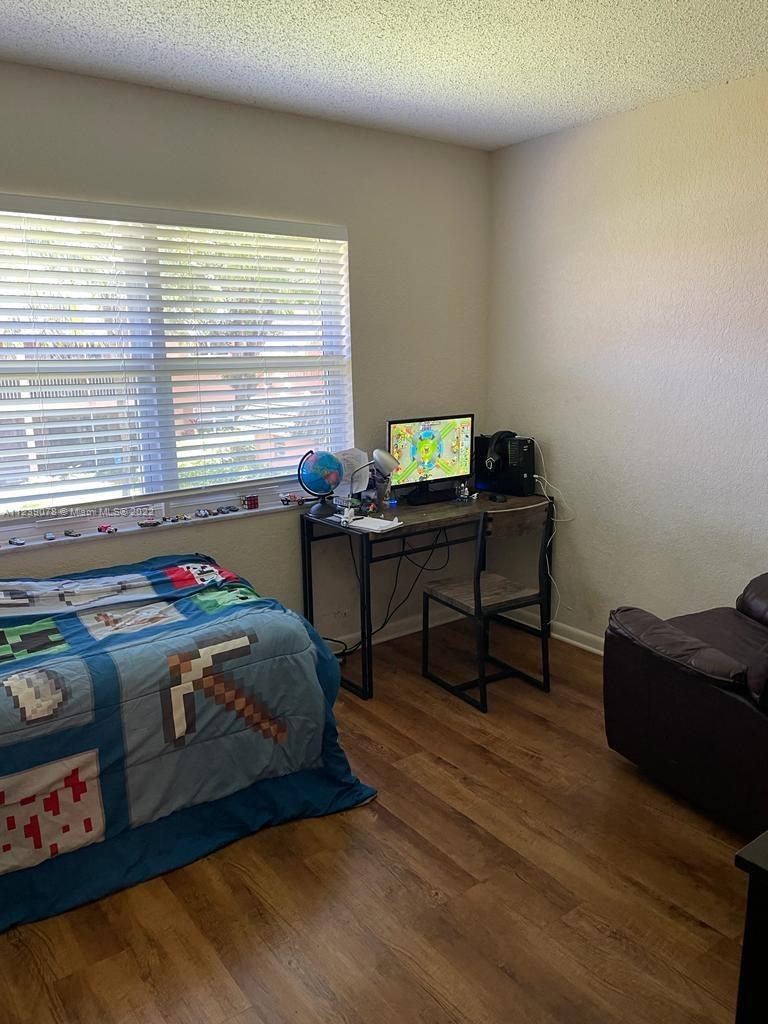 COCO CAY CONDO - Residential