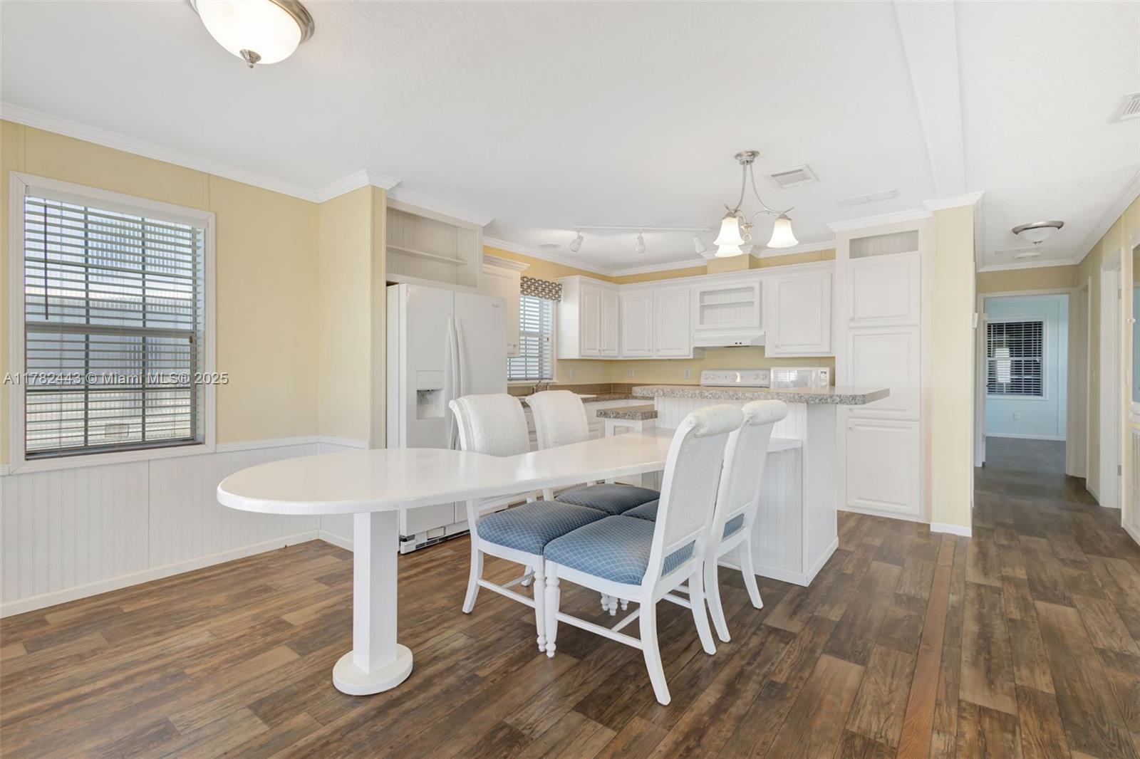 NORTHERN PINES MOBILE HOM - Residential