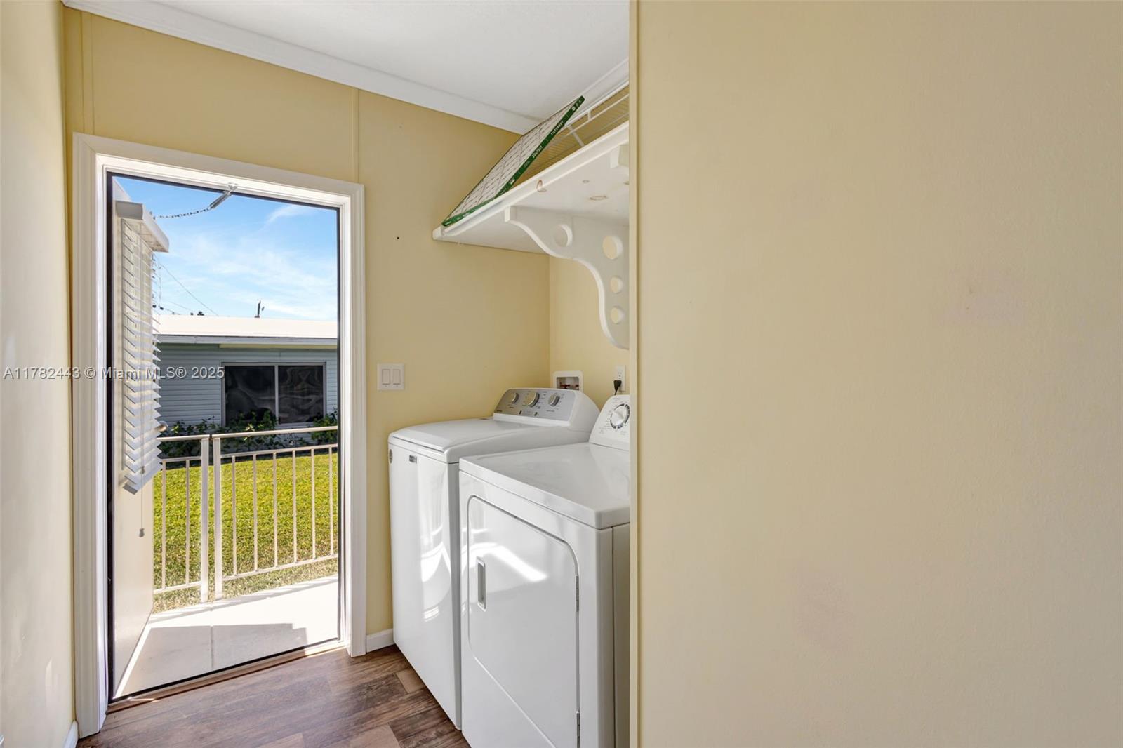 NORTHERN PINES MOBILE HOM - Residential