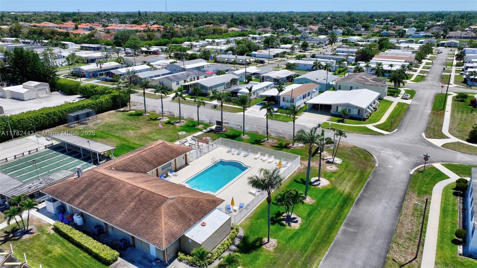 NORTHERN PINES MOBILE HOM - Residential