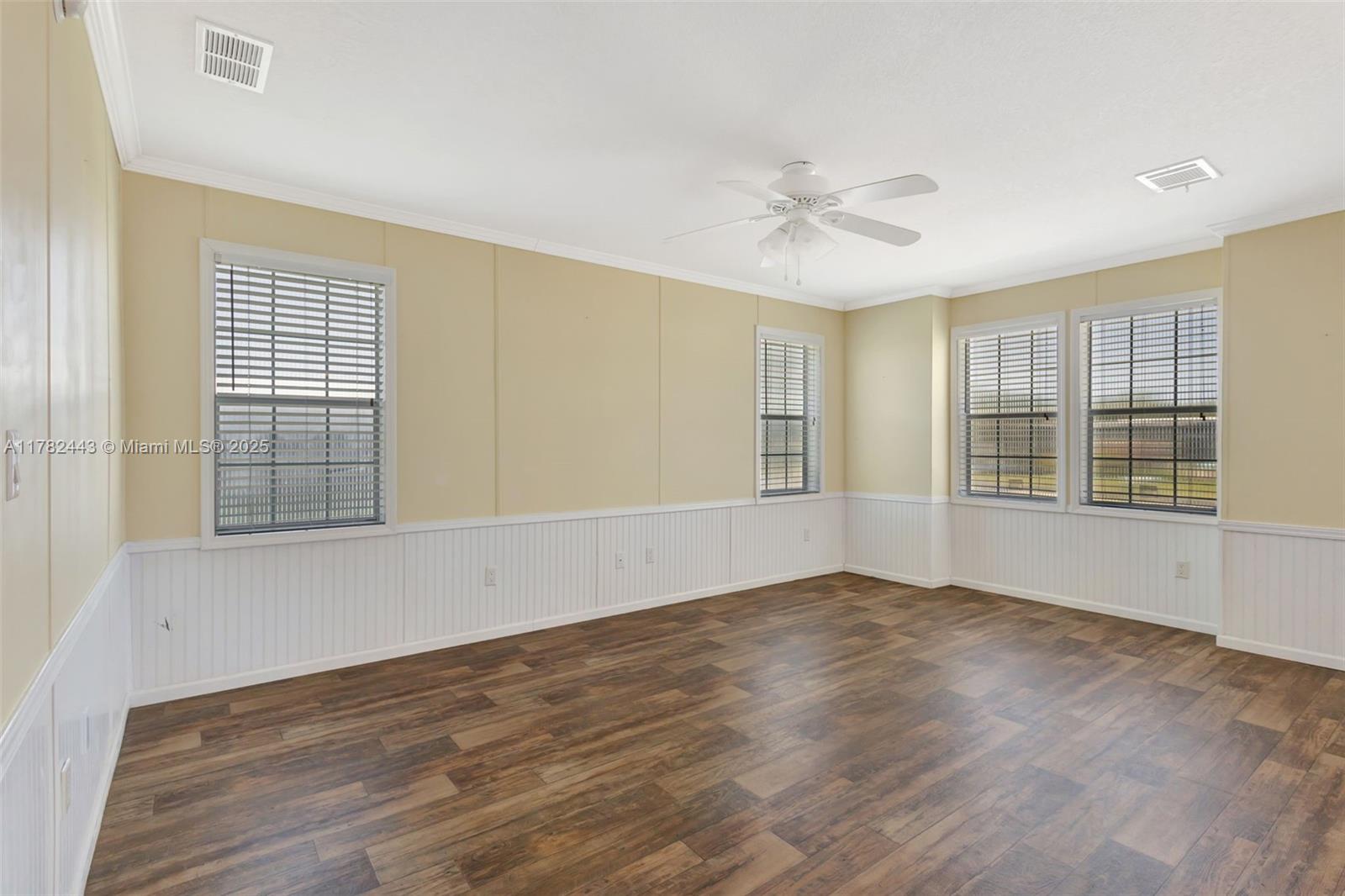 NORTHERN PINES MOBILE HOM - Residential