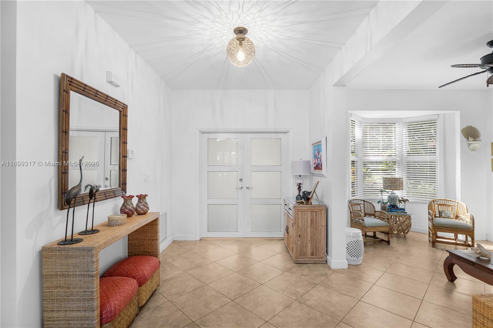 EMBASSY LAKES - Residential